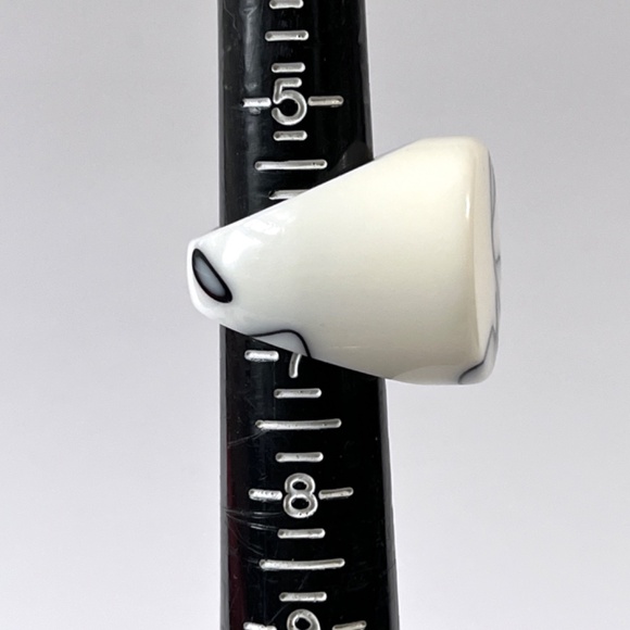 Vintage Lucite Ring Chunky Flat Top Dome White Black Marble Swirl Statement - Picture 4 of 14